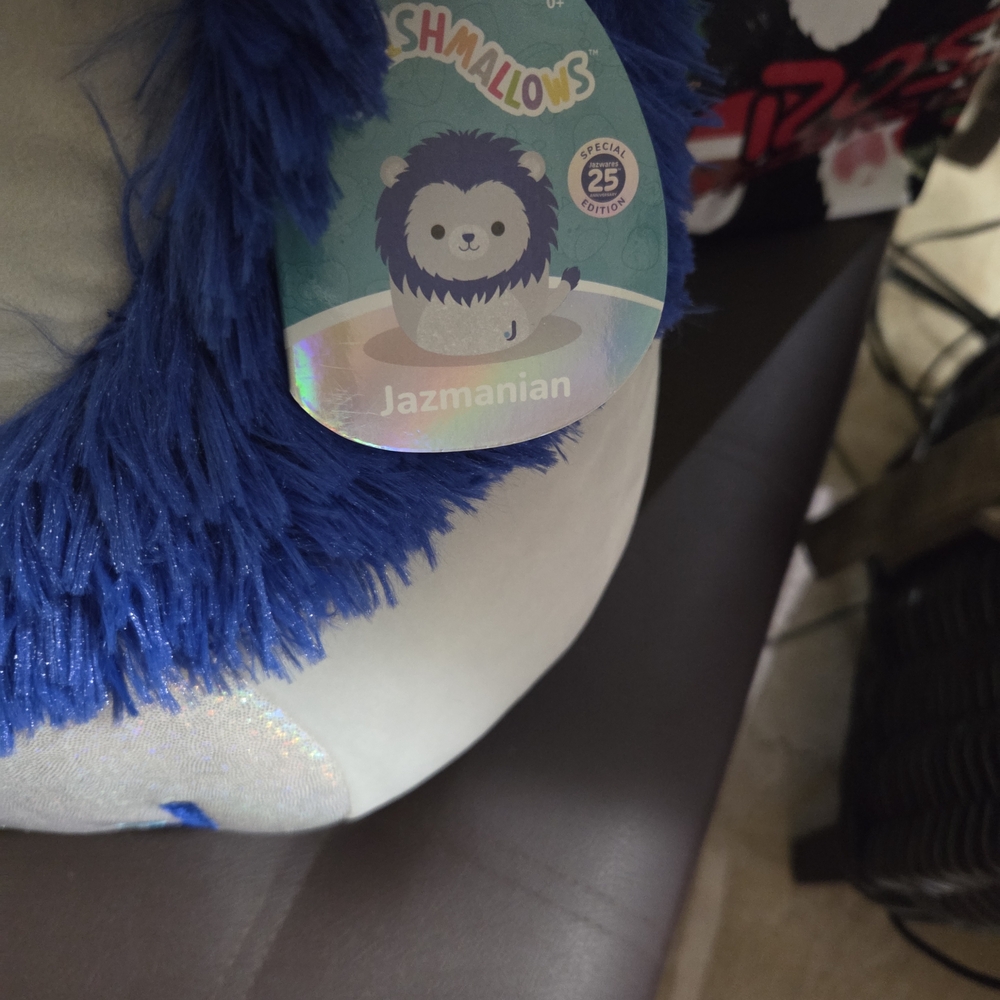 SQUISHMALLOW 25 YEARS ANNIVERSARY - Picture 3 of 4